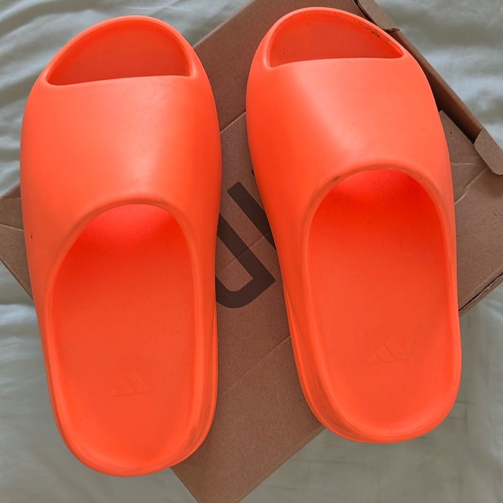 Enflame orange Yeezy slides size 6 US men fits size 8-8 1/2 US women size.